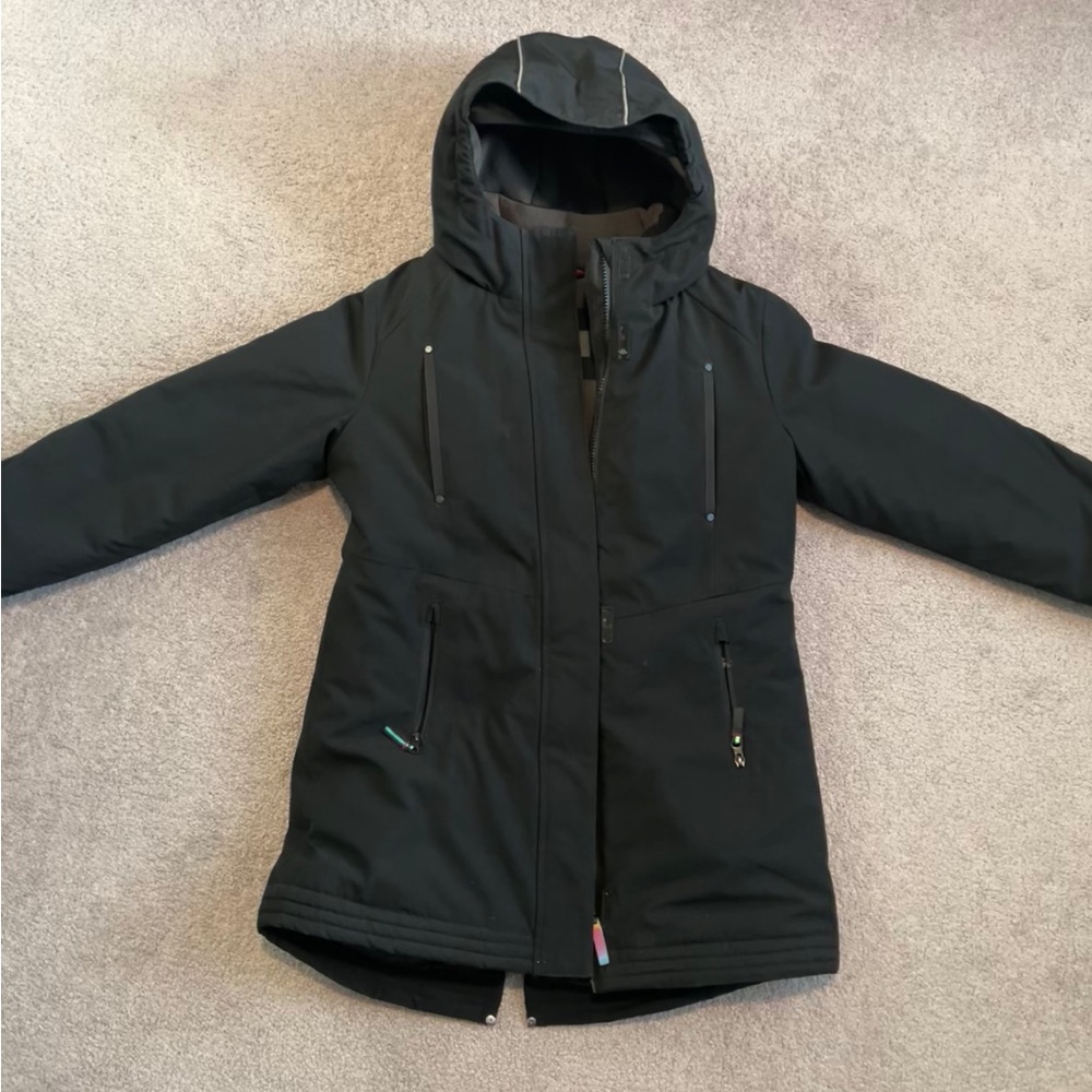 Kids winter coat. Champion. Size XL 14-16. Black.